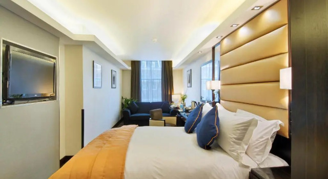 Трёхместный номер Deluxe Park Grand Mayfair