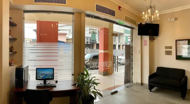 Hostal California Inn, Book Hotel Hoteller i Guayaquil med parkering, nær Seafront, Parkering