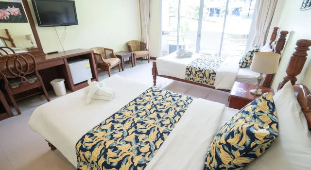 Номер Superior с балконом Pranang Flora House