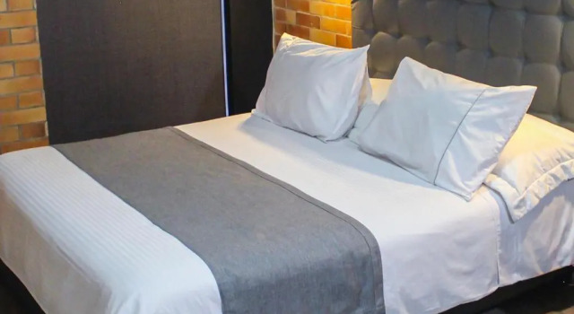 Полулюкс Hotel D Leon