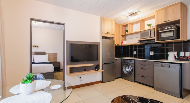 Апартаменты Standard Melrose Corner Self-Catering Hotel Apartments
