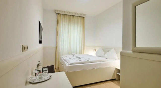 Двухместный номер Standard Hotel Strasser