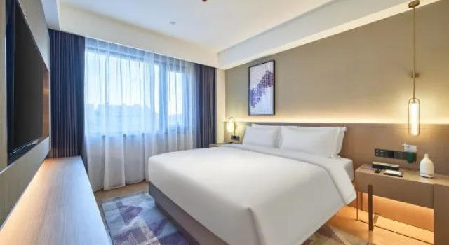 Люкс Deluxe Lavande Hotel (Beijing Fengtai Railway Station First Economic and Trade Subway Station)