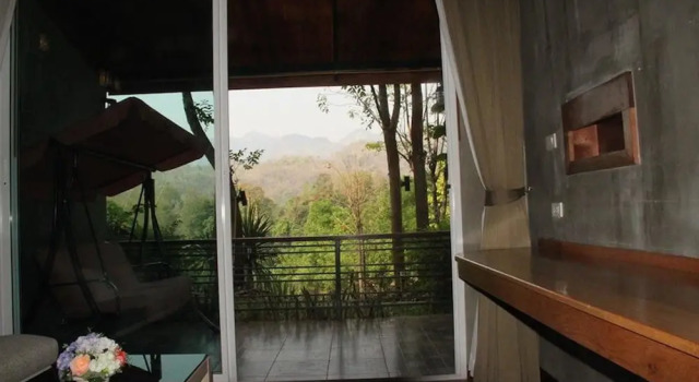 Люкс Baan Alisa Bed and Breakfast