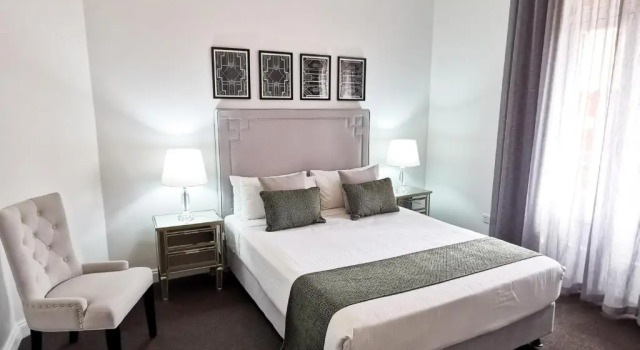 Апартаменты Executive Adelaide Mansions Apartments