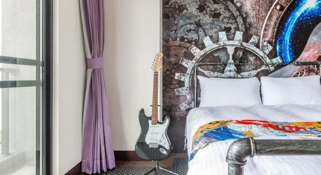 Четырёхместный номер Superior с балконом Tainan Rock nest view inn