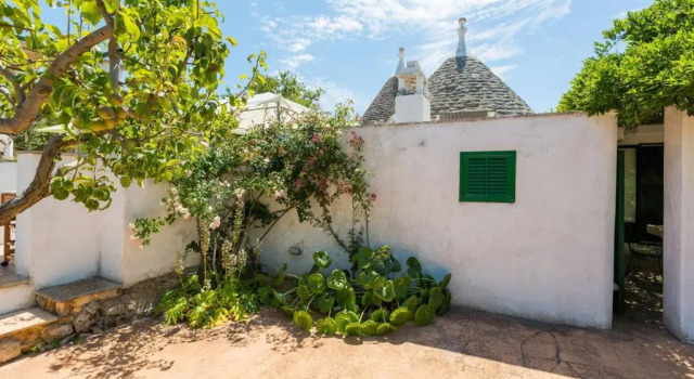 Trulli di Ivana, Rezerwuj Hotel Ostuni Valle d'Itria
