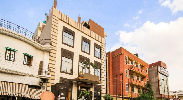 OYO 2697 Hotel Edesia