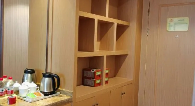 Люкс Vienna Hotel Guangzhou Baiyun Airport Huadu Avenue