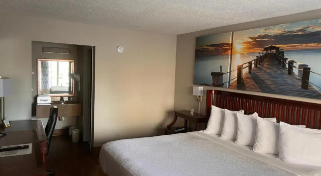 Люкс Econo Lodge Daytona Beach - Speedway