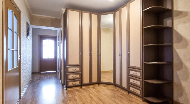 Апартаменты с 2 комнатами с балконом LovelyHome 39 (ЛавлиХоум 39) на улице Парусная 31