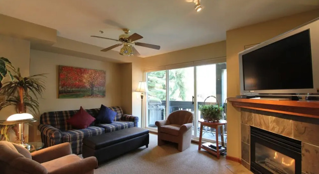 Номер Standard Lagoons Condos by Whistler Retreats