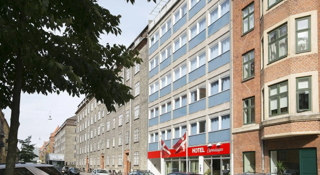 Hotel Copenhagen, Забронировать Отель Отели Копенгагена с парковкой, рядом с Порт Копенгагена, Парковка