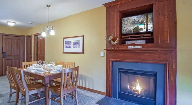 Номер Standard Allegheny Springs 140 Ground Level, Slope Side, Snowshoe Resort Village Center 2 Bedroom Plus Den