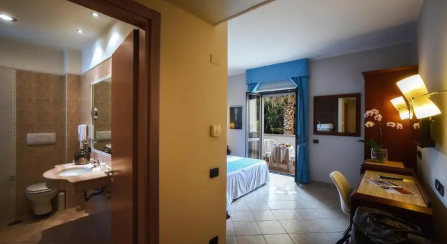 Четырёхместный номер Classic Hotel Le Palme