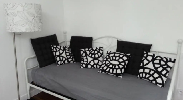 Номер Standard HÔTEL Le 6 3 Home PORT EN BESSIN Parking privé gratuit
