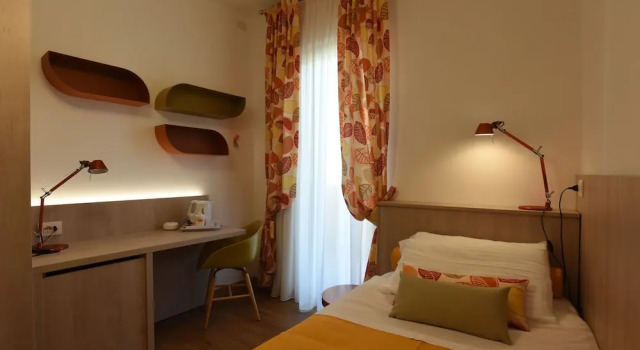 Одноместный номер Standard с балконом и с видом на окрестности Hotel La Vigna