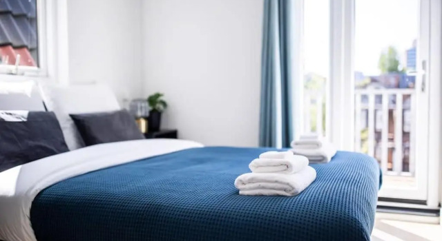 Exceptional 3 Bedroom Serviced Apartment 83m2 -NB304E-, Забронировать Апартаменты/квартира Дельфсхавен 
