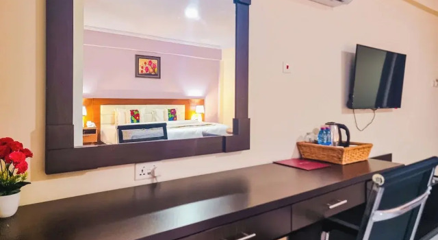 Номер Executive RHOGEM Hotel