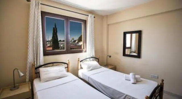 Picture Relaxing in Your Holiday Apartment in Ayia Napa Reading Your Favourite Book, Ayia Napa Apartment 1280, Забронировать Апартаменты/квартира Отели Айия-Напа с парковкой, Парковка