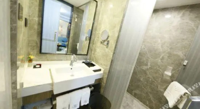 Люкс Huhua International Hotel (Shanghai Songjiang)