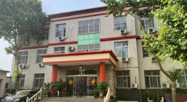 Xinle Xinyao Hotel, Book Hotel Xinle Hebei