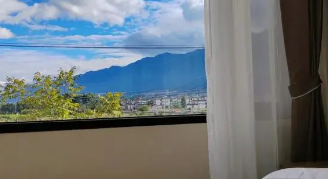 Люкс Dali Cloud Love Yun Nian Yu Boutique Homestay (Fumeiyi Branch)