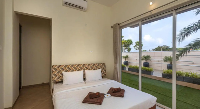 Saffronstays Fred