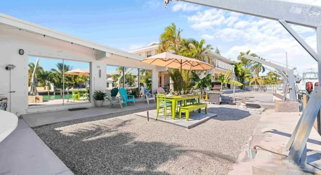Seabreeze Cove Waterfront Gem 38 Foot Dock Cabana Club, Rezerwuj Hotel Hotele w Florida Keys ze śniadaniem, Śniadanie
