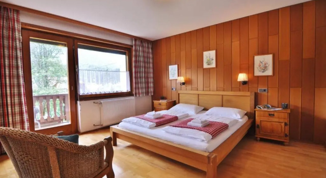 Апартаменты Pension & Apartments Weissbriach