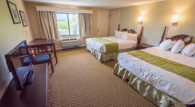 Двухместный номер Standard с видом на горы Fox Ridge Resort