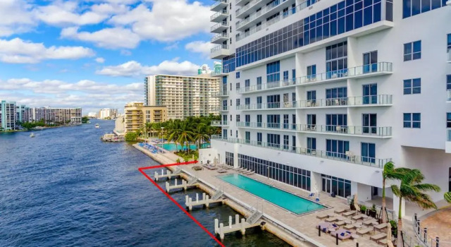 Коттедж 5 * AMENITIES Luxury 3 BR - FRONT Intercostal VIEW