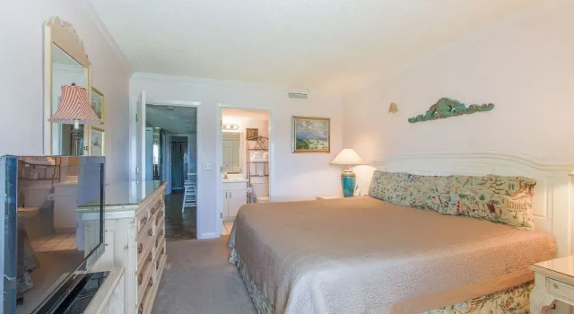 Gulf Shore Condo #104 - 2 Br condo by RedAwning, Varaa Huoneisto Destin Emerald Coast