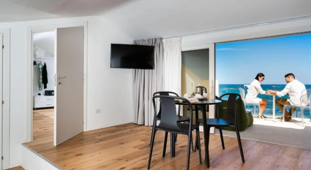 Люкс Re Dionisio Luxury Suites