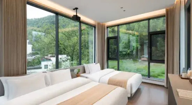 Qiyue Qianxi · Spring Designer Boutique Stay (Wuyuan High-Speed Railway Station), Prenota Boutique Boutique hotel a Shangrao, Boutique