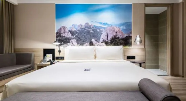 Люкс Atour Hotel Qingdao May Fourth Square Yunxiao Road