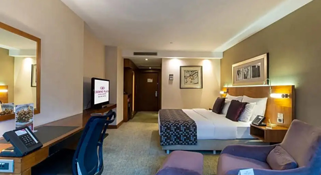 Двухместный номер Lounge Access Premium Crowne Plaza Istanbul Harbiye by IHG