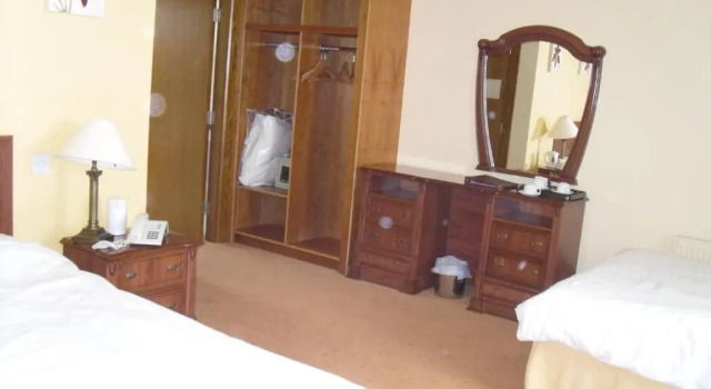 Семейный номер Standard The Horse and Hound Hotel