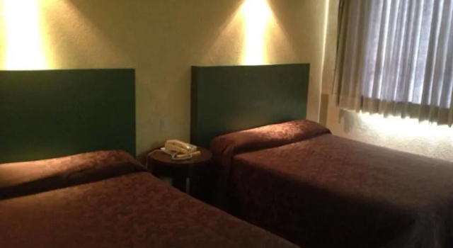 Четырёхместный номер Standard Motel La Fortuna