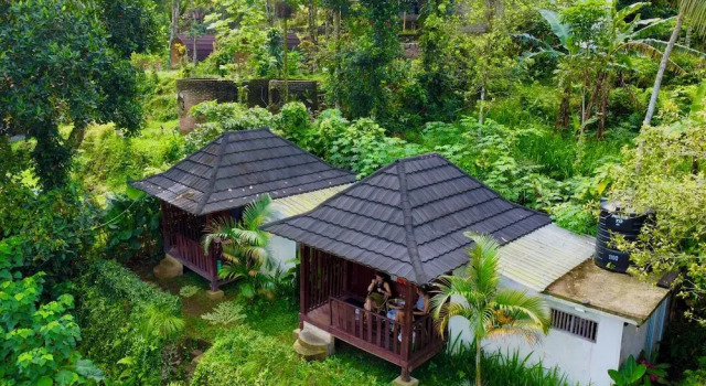 Bungalow med flodudsigt Selatan Rinjani
