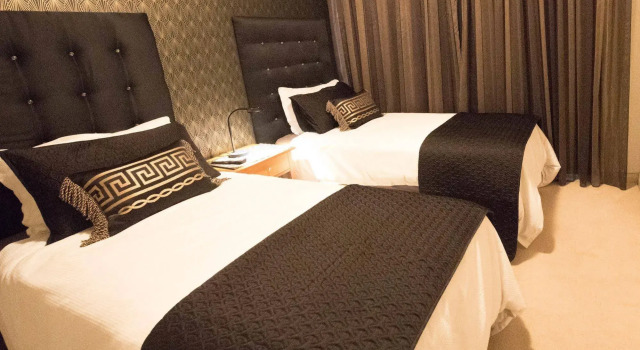 Darling Harbour Getaway
