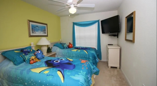Exotic Nest 5 Bedroom Home by Redawning, Buchen Sie Villa Hotels in Four Corners mit Pool, Schwimmbad