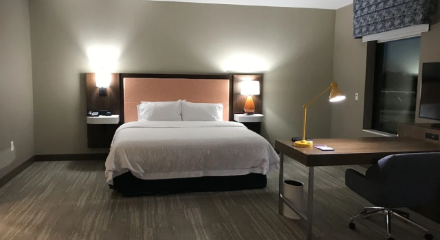 Двухместный люкс Hampton Inn & Suites By Hilton-Columbia Killian Road