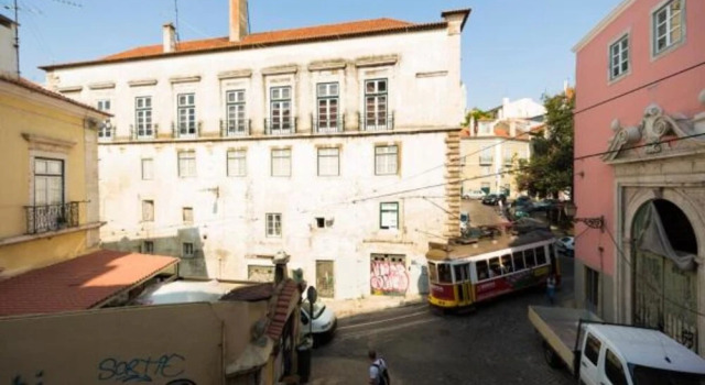 Ola Lisbon - Castelo II, Забронировать Отель Бизнес-отели Санта-Мария-Майора, 4* 5*
