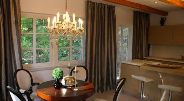 Villa Sonnenburg Gästehaus - Blick auf die Stadt und die Elbe - Parkplatz, Book Villa Cottages in Saxony, Cottage