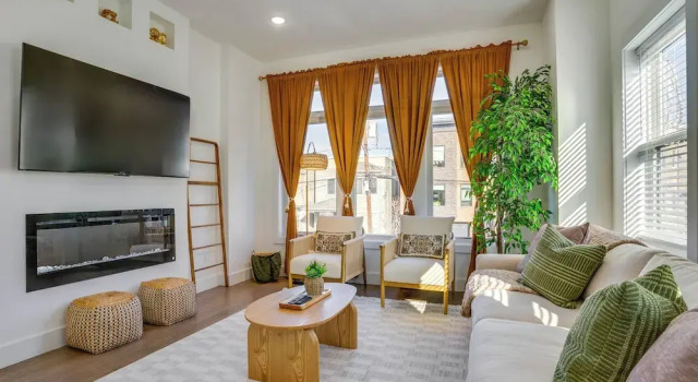 Spacious & Upscale Family Retreat: 5 Mi to NYC