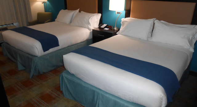 Четырёхместный номер Standard Holiday Inn Express & Suites Houston Northwest-Brookhollow by IHG