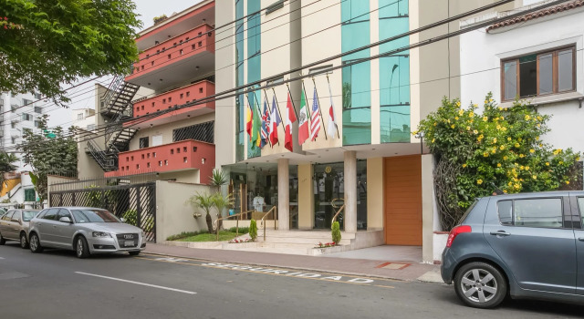 Embajadores Hotel, Забронировать Отель Мирафлорес 