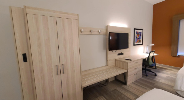 Holiday Inn Express Newton Falls by IHG, Prenota Hotel Hotel a Ohio con piscina, Piscina