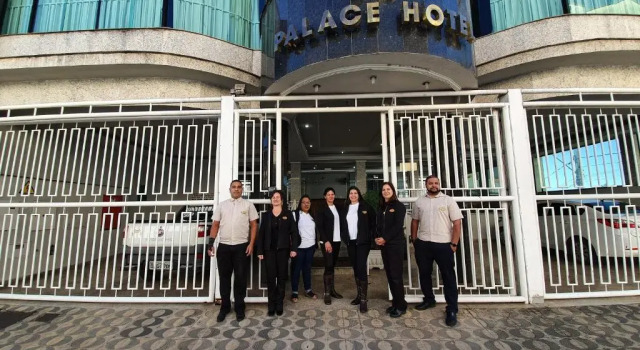 JC Palace Hotel, Забронировать Отель Мачадо Минас-Жерайс